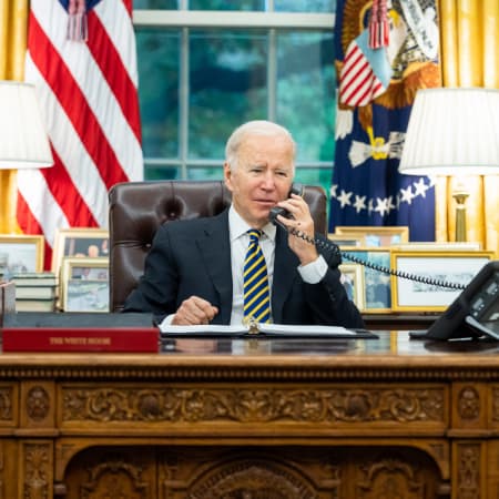 Joe Biden held the first conversation with the new Prime Minister of the United Kingdom Liz Truss. In particular, they discussed further support for Ukraine