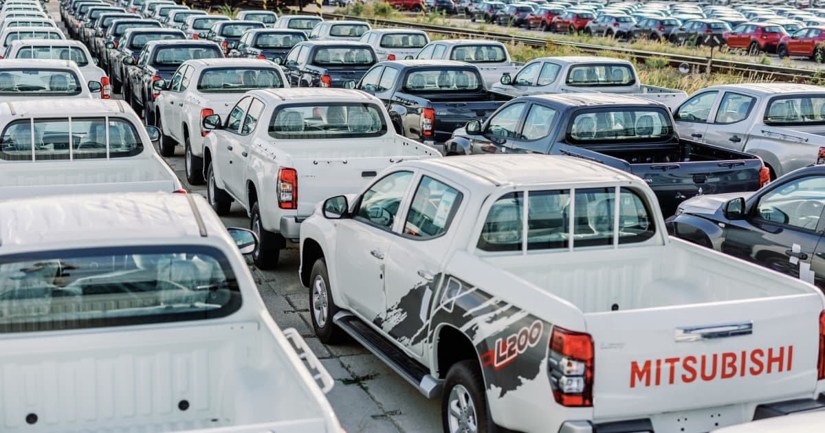 The "Come Back Alive" fund purchased 104 pickup trucks worth €2.6 million