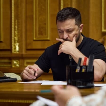 Zelenskyy approved the decision of the National Security and Defense Council to impose sanctions against 606 people from the Russian leadership