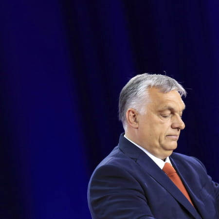 Єврокомісія може скоротити фінансування Угорщини