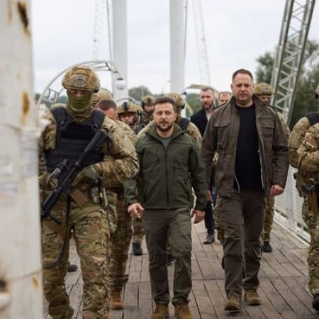 Zelenskyy: Ukrainian military de-occupy almost 400 settlements