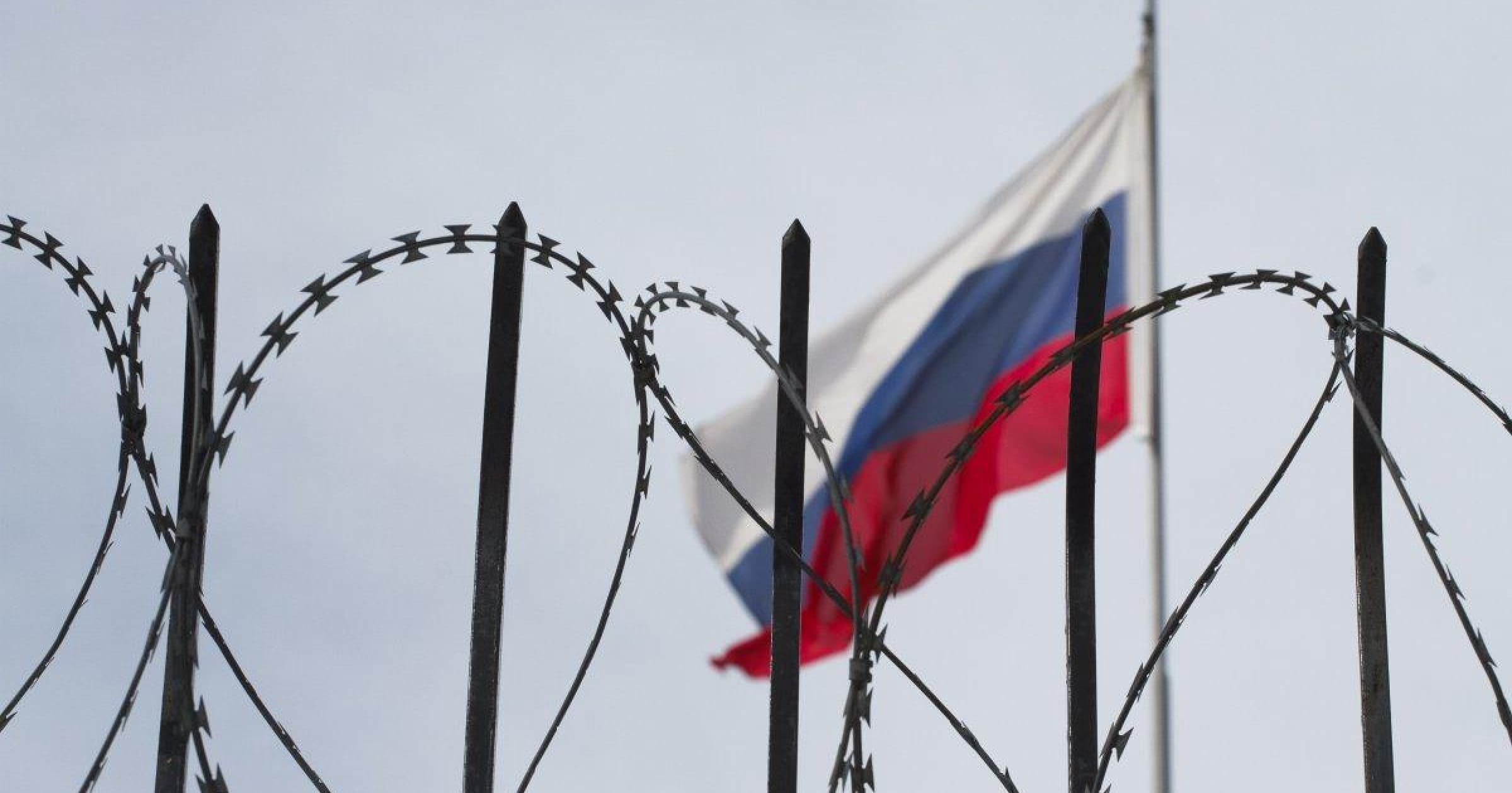 У країнах Балтії та Польщі почало діяти обмеження на в'їзд росіян