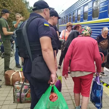 На деокупованих територіях Харківщини людям пропонуватимуть евакуацію