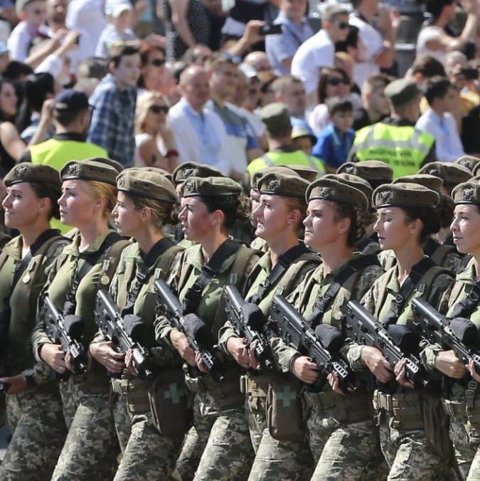 ВРУ проголосувала за основу у першому читанні законопроєкту щодо добровільного військового обліку жінок
