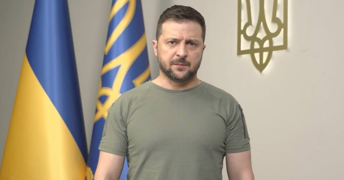 Зеленський: вісім звільнених військових були поранені під час теракту в Оленівці