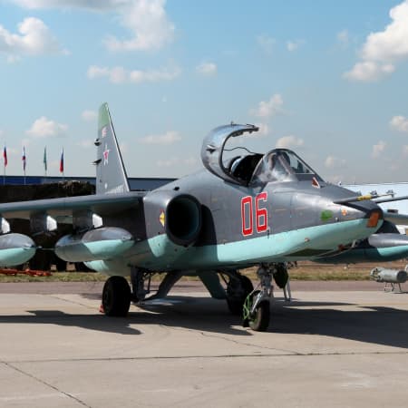 Українські десантники збили два російських літаки Су-25 та Су-30