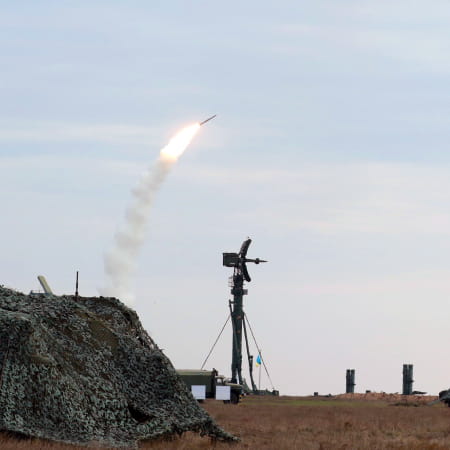 На Миколаївщині українські військові збили три дрони-камікадзе «Shahed-136»