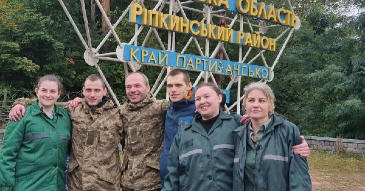 Україна звільнила з полону чотирьох морпіхів і двох цивільних