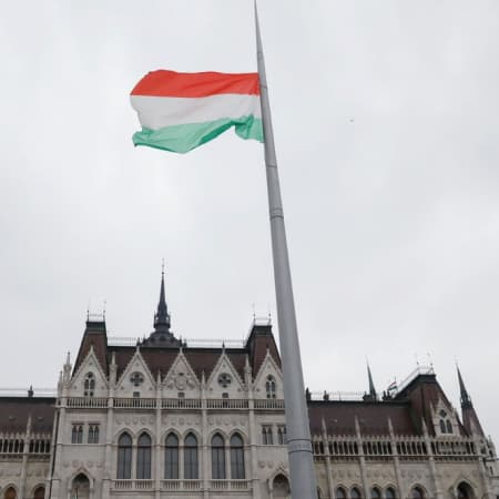 Угорщина виступила проти восьмого пакету санкцій ЄС проти енергетичного сектору Росії