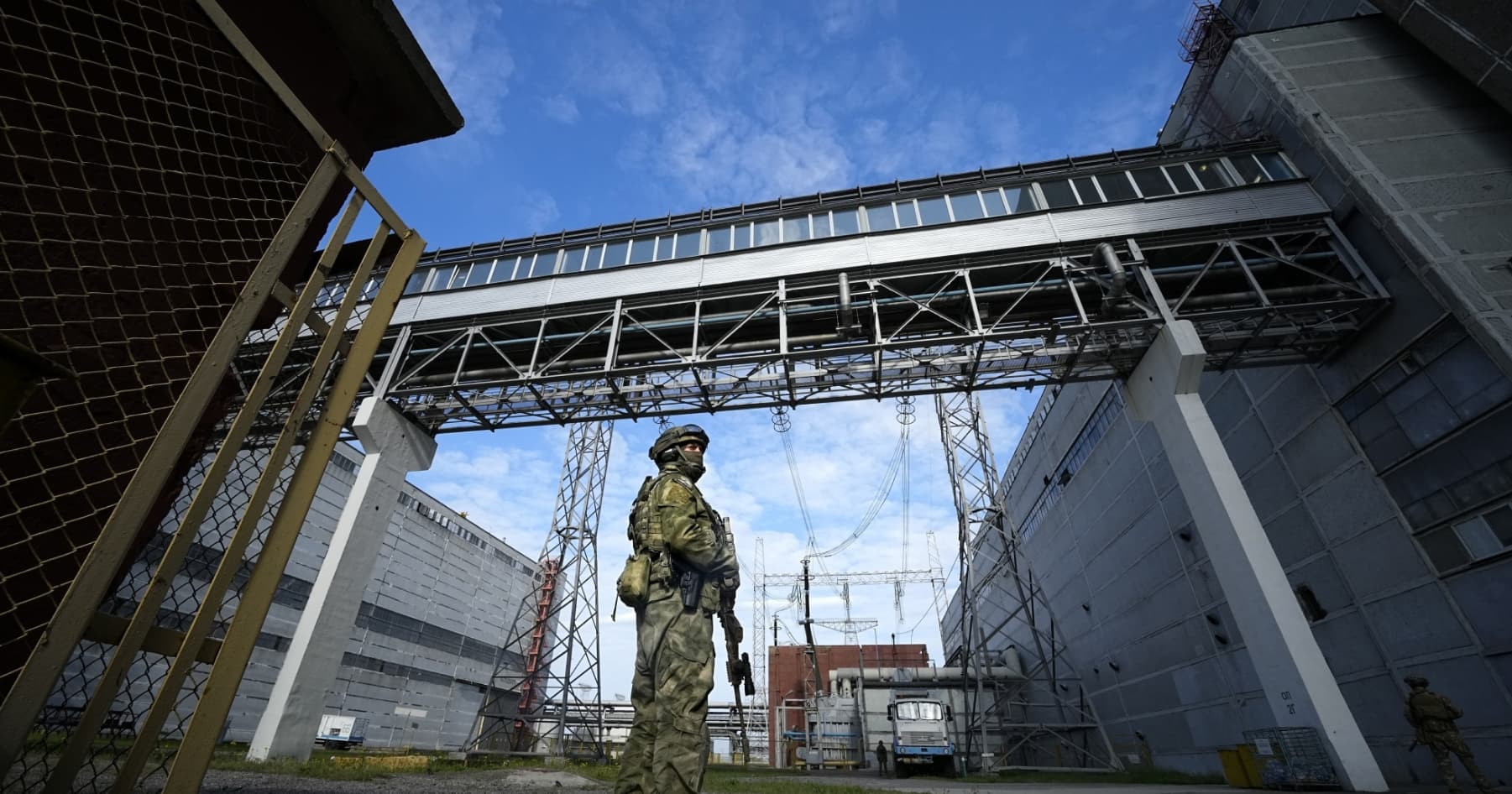 Росіяни примушують працівників Запорізької АЕС працювати на «Росатом»