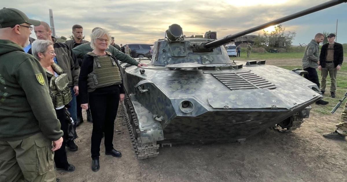 German Defense Minister Christine Lambrecht paid an unofficial visit to Odesa region, reported the German edition of Welt