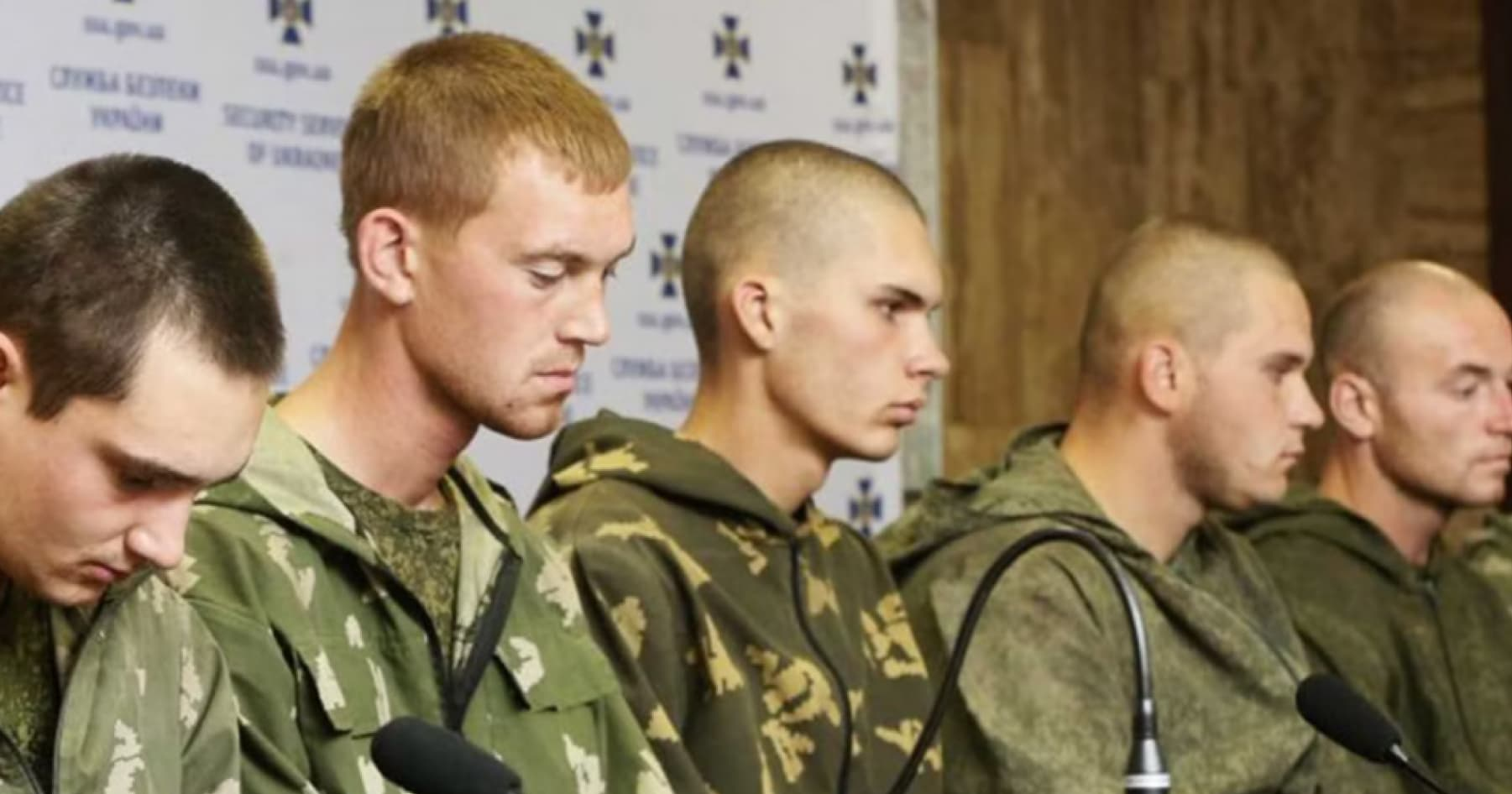 Російські солдати масово здаються у полон