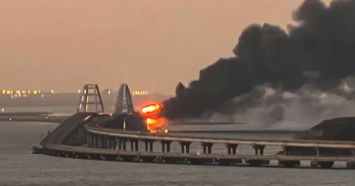 У Кремлі випустили «методичку», як писати про вибух на Кримському мосту — треба казати, що міст «не зруйновано, а лише пошкоджено»