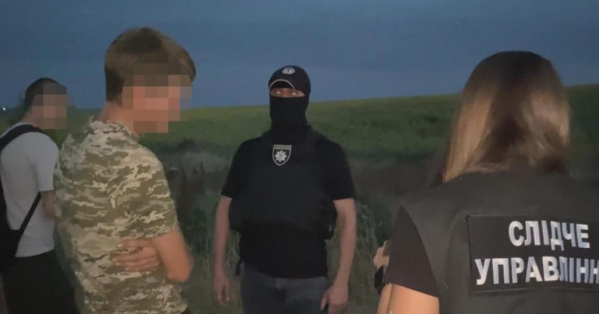 Прикордонники затримали угрупування, яке незаконного переправляло чоловіків до Молдови
