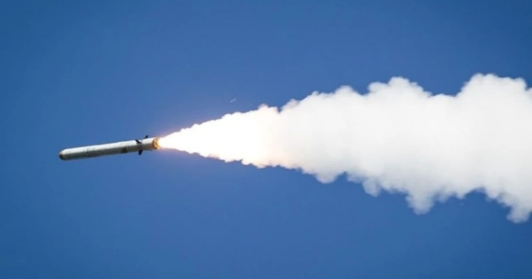 Росіяни випустили по Україні 83 ракети, українські військові збили понад 43