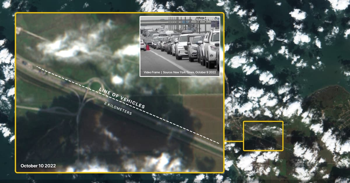 A procession of cars from Russia was spotted on the Crimean bridge