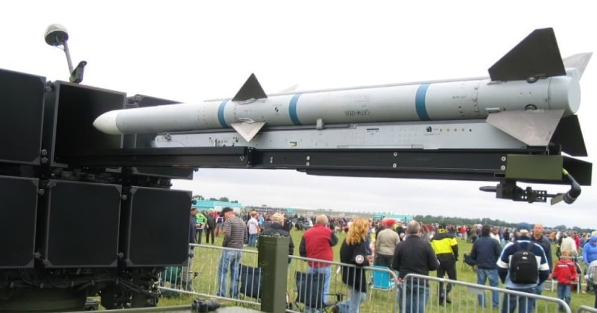 Велика Британія передасть Україні ракети для систем ППО NASAMS