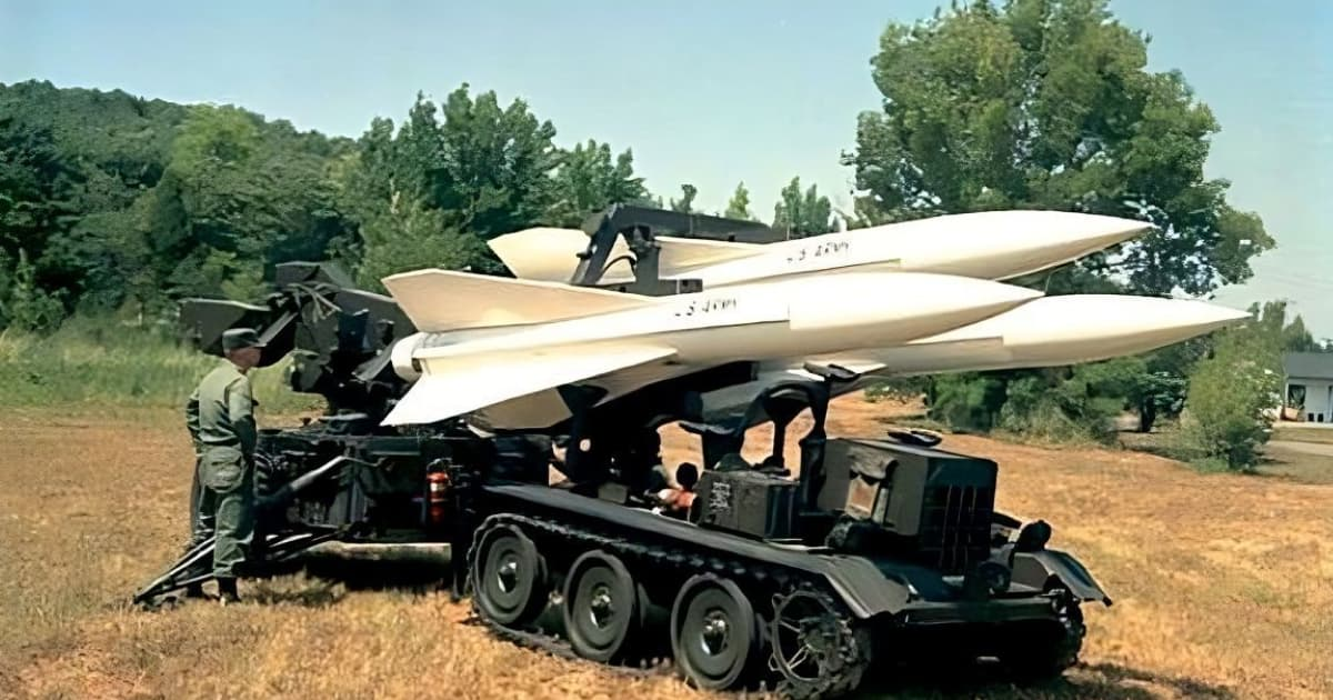 Іспанія відправить в Україну чотири зенітні ракетні комплекси «Hawk»