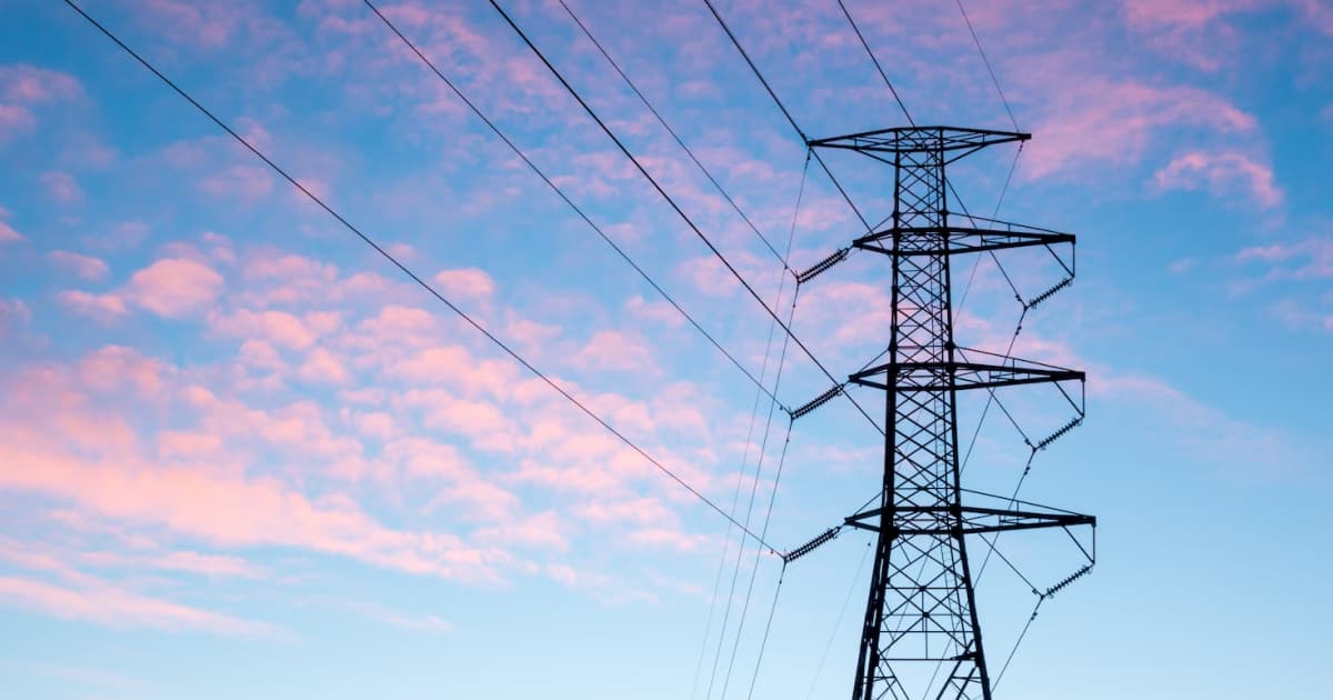 Через пошкодження об’єктів енергетики на Дніпропетровщині запроваджують стабілізаційні відключення електроенергії