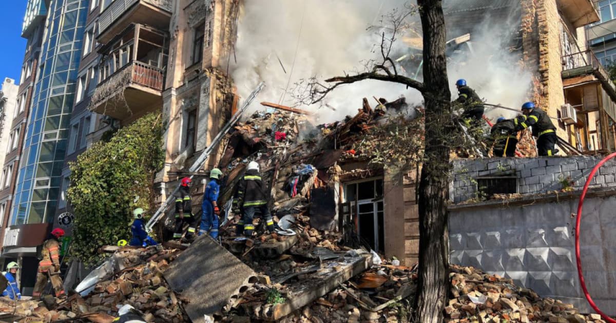 Серед загиблих у зруйнованому житловому будинку у Києві подружжя, яке очікувало дитину