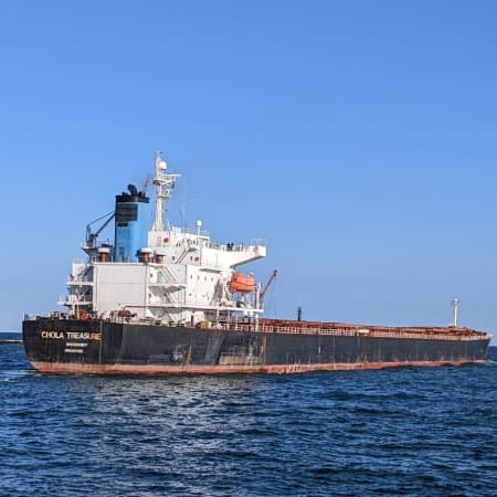 5 суден із понад 122 тис. тонн агропродукції вийшли з портів Великої Одеси