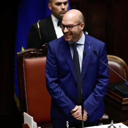 Спікер Палати депутатів Італії закликав бути «обережними» із санкціями проти Росії