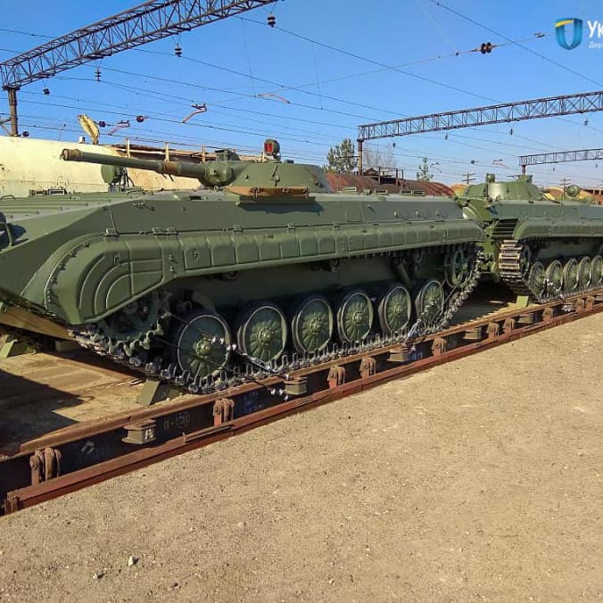 Греція почала відвантаження радянських БМП-1 для України