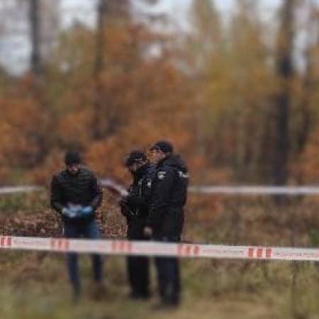 На Київщині правоохоронці виявили тіло чоловіка, розстріляного росіянами