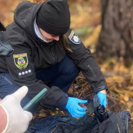 На Київщині правоохоронці знайшли тіло вбитого російськими військовими чоловіка