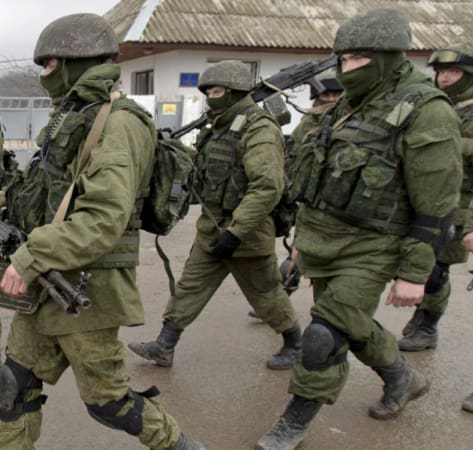 Росіяни пропустили через блокпост у тимчасово окупованій Василівці 112 людей