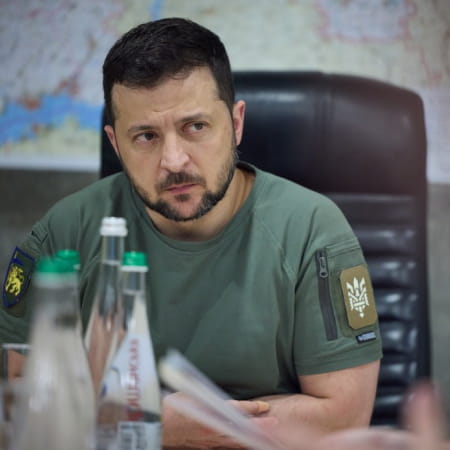 Зеленський звернувся до Шмигаля із проханням опрацювати петицію щодо введення обов'язкового іспиту для отримання громадянства України