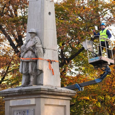 У Польщі демонтували чотири пам'ятники Червоній армії