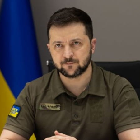 Президент України звільнив п'ятьох українських послів