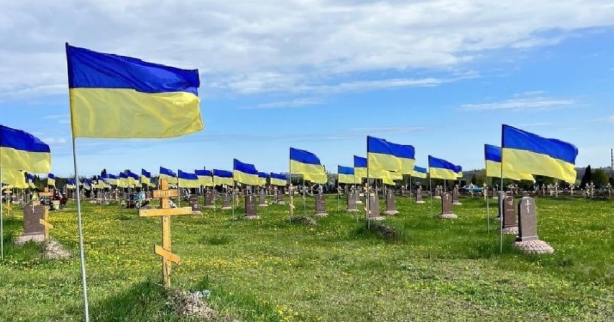 «Марш за Київ» закликав уряд організувати публічні обговорення щодо створення Національного військового кладовища