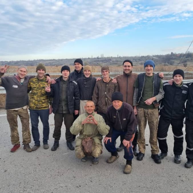 Україна звільнила 107 українських військових з російського полону