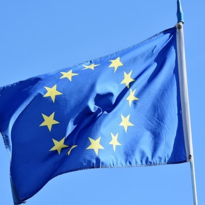 EU countries sent 500 power generators to Ukraine — the European Commission