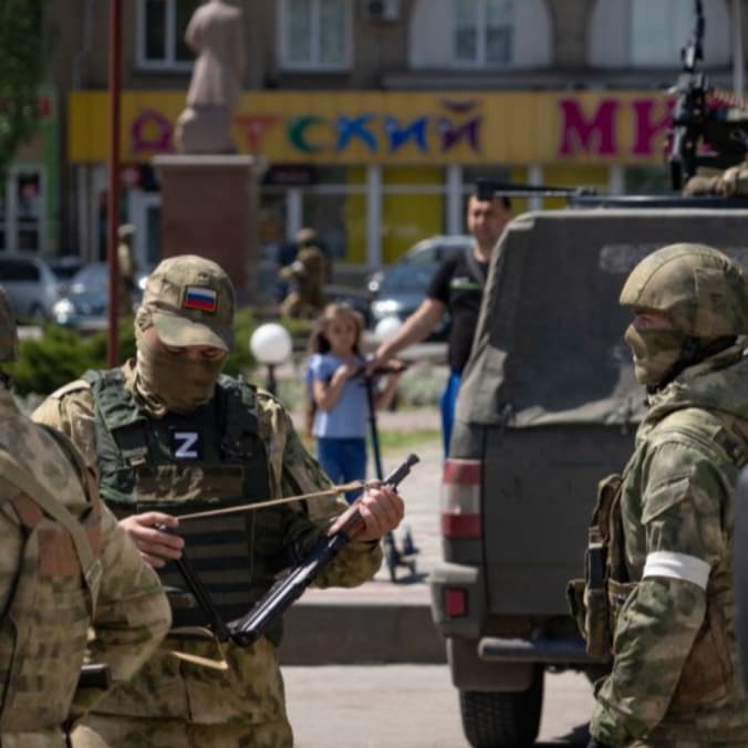 Російські військові мілітаризують дітей у тимчасово окупованому Мелітополі
