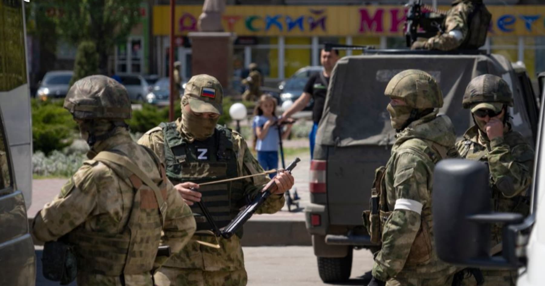 Russian military militarise children in temporarily occupied Melitopol - mayor