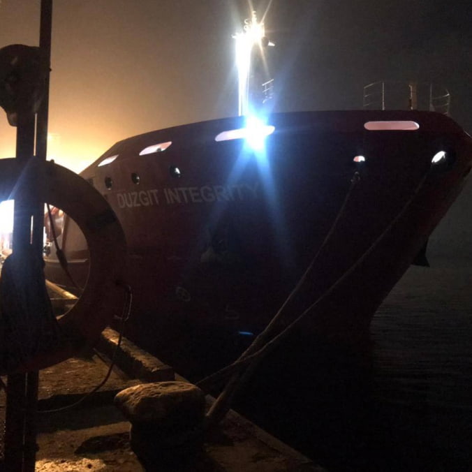 Три судна з олією вийшли з українських портів