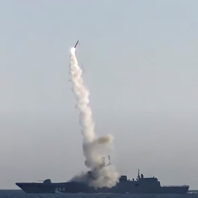 РФ вивела у Чорне море ракетоносії з 16 ракетами типу «Калібр»