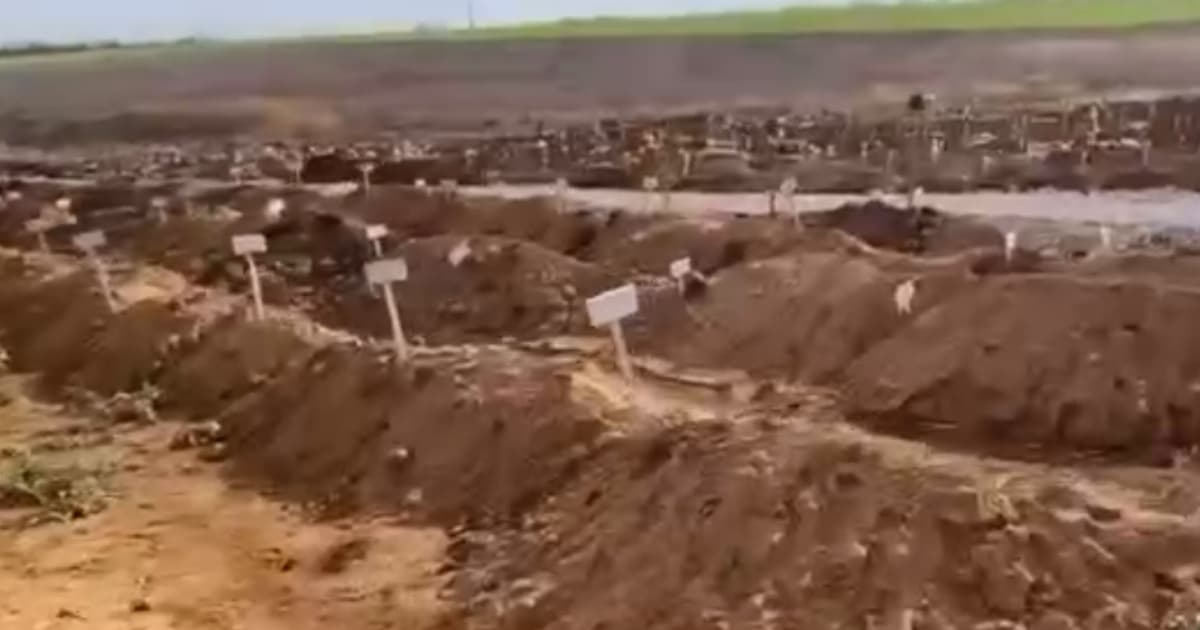 На Маріупольському цвинтарі у тимчасово окупованому Старому Криму з’являються нові могили