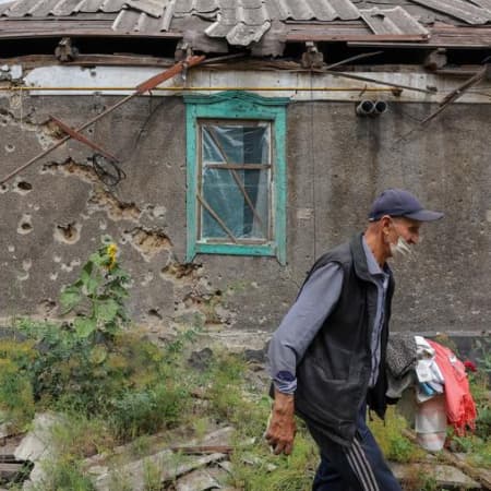 Росіяни не відремонтували дахи будинків у тимчасово окупованому Лисичанську