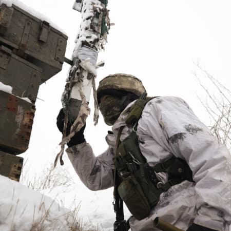 Зима змінить умови війни для російських та українських військ — британська розвідка