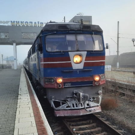 On the morning of November 15, the first passenger train since February 24 arrived in Mykolaiv