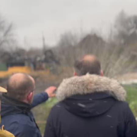 Українські експерти прибули на місце падіння ракети на території Польщі