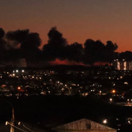 У районі Курського аеропорту сталася пожежа