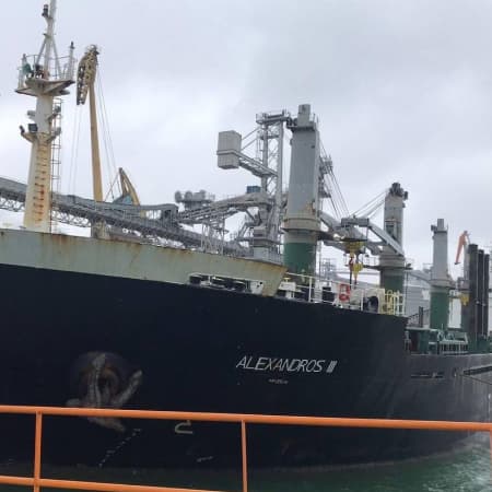 Ships with 149.3 thousand tons of agricultural products left Ukrainian ports