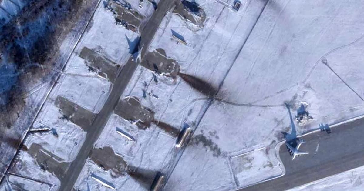 Із російської авіабази «Дягілєво», що біля Рязані, після вибухів 5 грудня зникли девʼять бомбардувальників